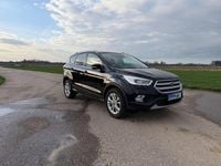 Gebraucht Ford Kuga Titanium 150 PS (110 kW) 2018 Schwarz SUV