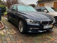 Gebraucht BMW 330 258 PS (189 kW) 2013 Blau Kombi