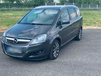 gebraucht Opel Zafira 1,7 ECO Disel / 7 Sitzer AHK 92KW EZ 5 2011 2.Hand