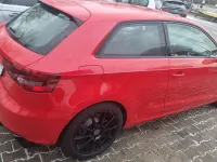 Używany Audi A3 S-Line 125 KM (91 kW) 2016 Czerwony Hatchback