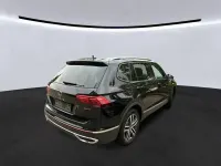 Gebraucht VW Tiguan Allspace Elegance 190 PS (139 kW) 2022 Schwarz SUV