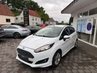 Gebraucht Ford Fiesta SYNC Edition 82 PS (60 kW) 2014 Weiß Kleinwagen