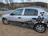 Gebraucht Opel Astra 106 PS (77 kW) 2000 Silber Limousine