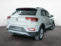 Gebraucht VW T-Roc Life 150 PS (110 kW) 2023 Grau SUV