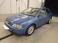 Usata Audi A3 101 CV (74 kW) 2001 Blu Utilitaria