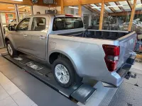 Gebraucht Isuzu D-Max 163 PS (119 kW) 2021 Mercury silver 568 Pickup