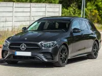 Gebraucht Mercedes E300 AMG line 194 PS (142 kW) 2022 Grau Limousine