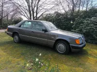 Gebraucht Mercedes 200 75 PS (55 kW) 1991 Limousine