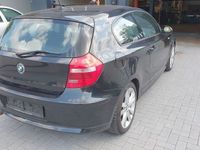 Gebraucht BMW 118 143 PS (105 kW) 2009 Schwarz Kleinwagen