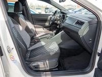 Gebraucht VW Taigo R-line 150 PS (110 kW) 2023 Grau SUV