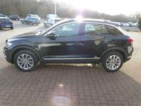 Gebraucht VW T-Roc Style 150 PS (110 kW) 2023 Deep black perleffekt SUV
