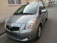 gebraucht Toyota Yaris 1.3 Executive - TÜV NEU - KUPPLUNG NEU -NAVI - KLIMA