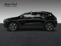 Gebraucht Mercedes GLA200 Advanced 150 PS (110 kW) 2025 Schwarz SUV