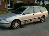 Gebraucht Volvo V40 122 PS (89 kW) 1999 Silber Kombi