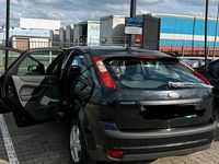 Usata Ford Focus 80 CV (58 kW) 2008 Nero Utilitaria