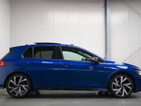 Gebraucht VW Golf VIII R-line 150 PS (110 kW) 2024 Blau Limousine