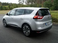 Gebraucht Renault Scénic IV Business 120 PS (88 kW) 2019 Silber Van / Kleinbus