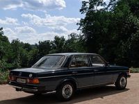 Gebraucht Mercedes 200 109 PS (80 kW) 1982 Blau Limousine