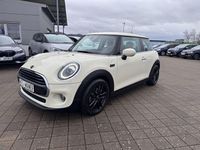 Gebraucht Mini ONE Pepper 102 PS (75 kW) 2021 Weiß Kleinwagen