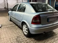 Używany Opel Astra 84 KM (61 kW) 2002 Szary Sedan/Limuzyna