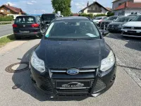 Gebraucht Ford Focus Trend 116 PS (85 kW) 2013 Schwarz Limousine