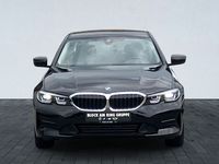 Gebraucht BMW 318 156 PS (114 kW) 2021 Othercolor Limousine