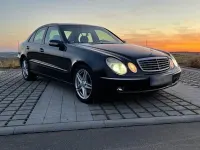Gebraucht Mercedes E280 190 PS (139 kW) 2004 Blau Limousine