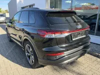Gebraucht Audi e-tron S-Line 210 kW (286 PS) 2024 Mythosschwarz metallic (metallic) SUV