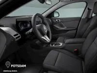 Neu BMW 120 Performance 170 PS (125 kW) 2026 Schwarz Kleinwagen