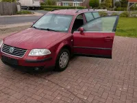 Gebraucht VW Passat 101 PS (74 kW) 2001 Rot Kombi