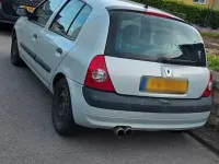 Gebraucht Renault Clio II 75 PS (55 kW) 2003 Silber Limousine