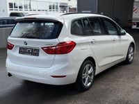 Gebraucht BMW 218 Gran Tourer Advantage 136 PS (100 kW) 2016 Weiß Van / Kleinbus