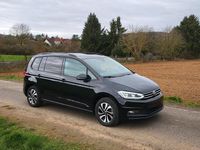 Gebraucht VW Touran 150 PS (110 kW) 2023 Schwarz Van / Kleinbus