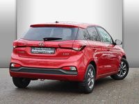 Gebraucht Hyundai i20 Active 84 PS (61 kW) 2020 Rot Kleinwagen