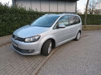 Gebraucht VW Touran Cup 140 PS (102 kW) 2014 Silber Van / Kleinbus