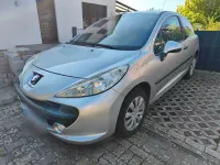 Gebraucht Peugeot 207 Access 73 PS (53 kW) 2010 Grau Kleinwagen