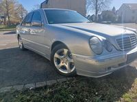 Second-hand Mercedes E270 170 CP (125 kW) 2001 Berlinǎ