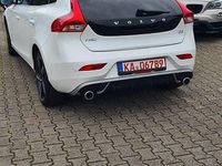 Gebraucht Volvo V40 R-Design 204 PS (150 kW) 2015 Weiß Limousine