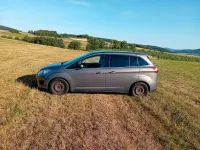 Gebraucht Ford Grand C-Max Trend 150 PS (110 kW) 2012 Braun Van / Kleinbus