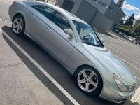 Gebraucht Mercedes CLS320 224 PS (164 kW) 2007 Silber Limousine