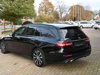 Gebraucht Mercedes E300 AMG 306 PS (225 kW) 2022 Schwarz Kombi