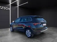 Neu Skoda Karoq Selection 150 PS (110 kW) 2025 Schwarzmagic perleffekt SUV