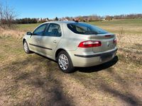 Gebraucht Renault Laguna II 120 PS (88 kW) 2004 Gold Limousine