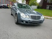 Usado Mercedes E220 170 CV (125 kW) 2007 Gris Familiar