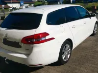 Gebraucht Peugeot 308 SW Active 120 PS (88 kW) 2015 Weiß Kombi