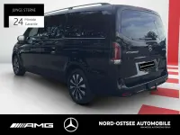 Gebraucht Mercedes Vito 163 PS (119 kW) 2024 Obsidianschwarz metallic Van