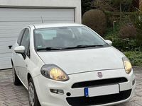 Gebraucht Fiat Punto 77 PS (56 kW) 2012 Weiß Kleinwagen