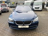 Gebraucht BMW 750 408 PS (300 kW) 2011 Blau Limousine