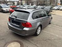 Gebraucht BMW 318 143 PS (105 kW) 2012 Spacegrau metallic Kombi