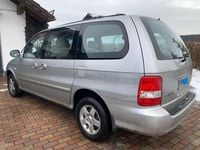 Gebraucht Kia Carnival 144 PS (105 kW) 2005 Silber Van / Kleinbus